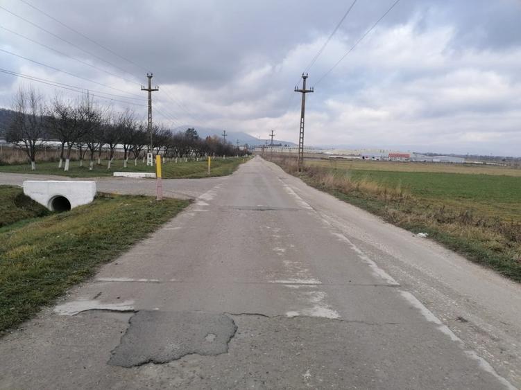 Teren intravilan - industrial, langa DN Brasov - Cristian. - 2