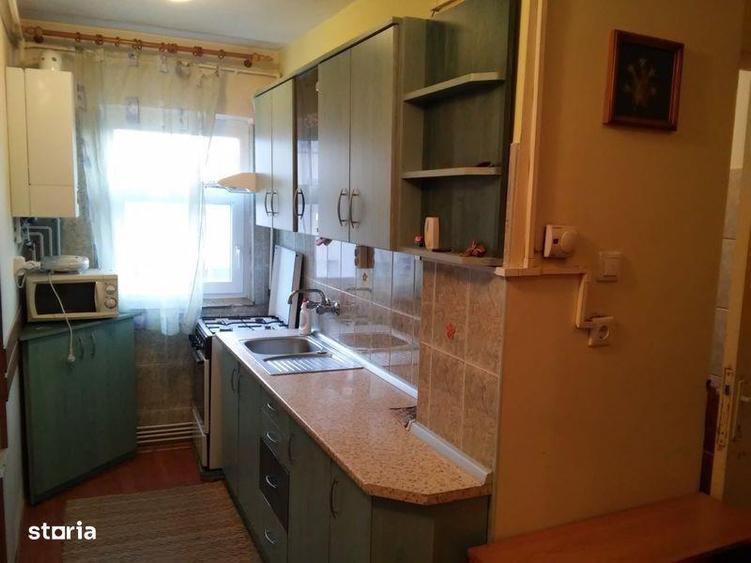 Inchiriez apartament 7 Noiembrie - 8