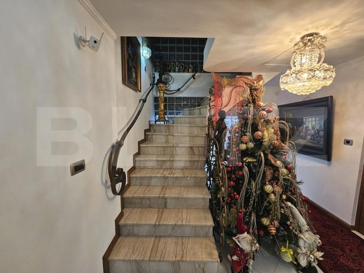 Casă individuală cu 4 camere cu Canalizare în Cetate