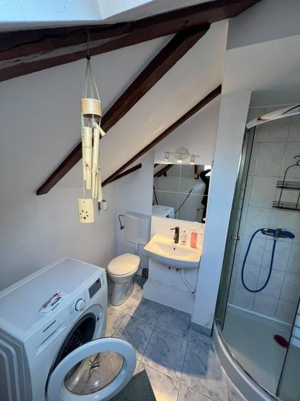 Apartament cu 2 camere decomandat în Universitate