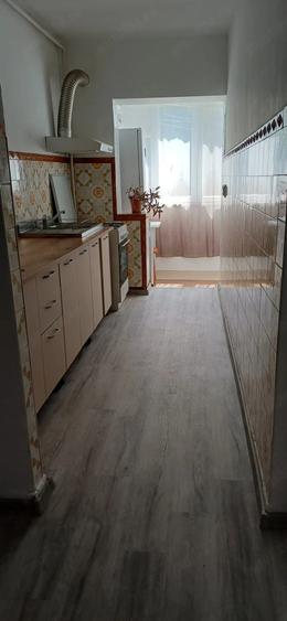 Inchiriez apartament 2 camere - 1