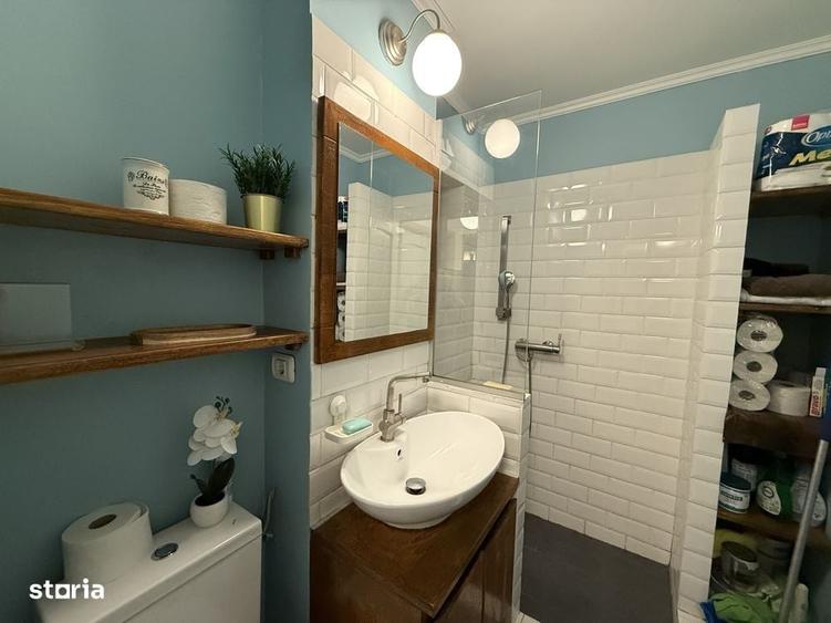 Apartament cu 2 camere în Victoriei