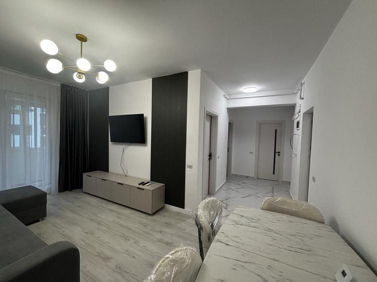 Apartament cu 2 camere decomandat în Roșu