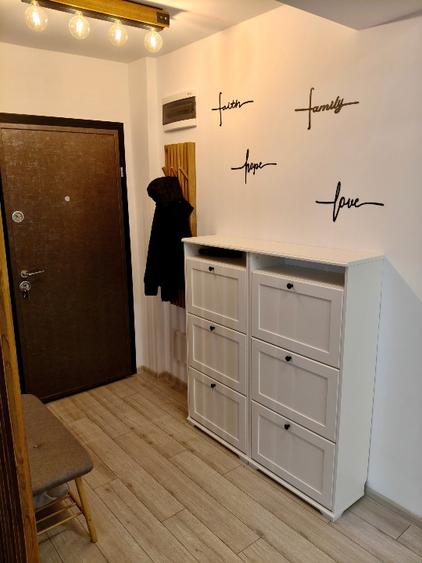 Apartament cu 4 camere decomandat, mobilat în Drumul Taberei