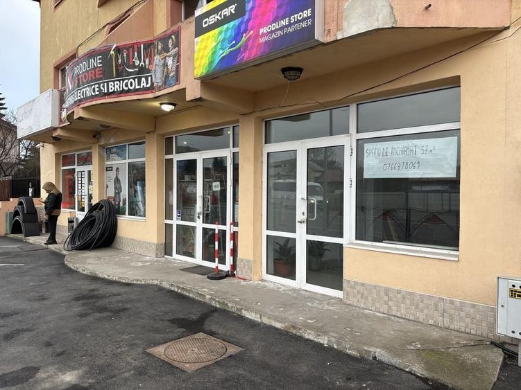 Spațiu comercial, de 57 mp, în Central