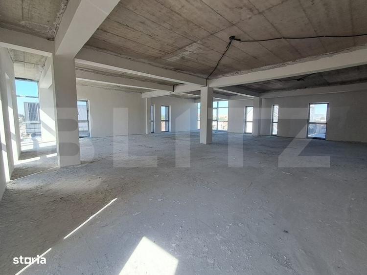 Spațiu comercial, de 330 mp, în Gheorghe Doja