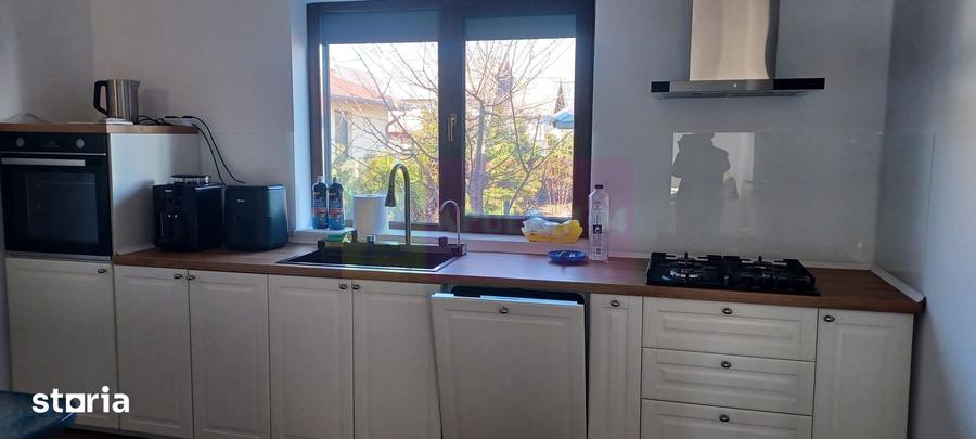 Casă cu 3 camere cu Teren 450 Mp în Săbăreni