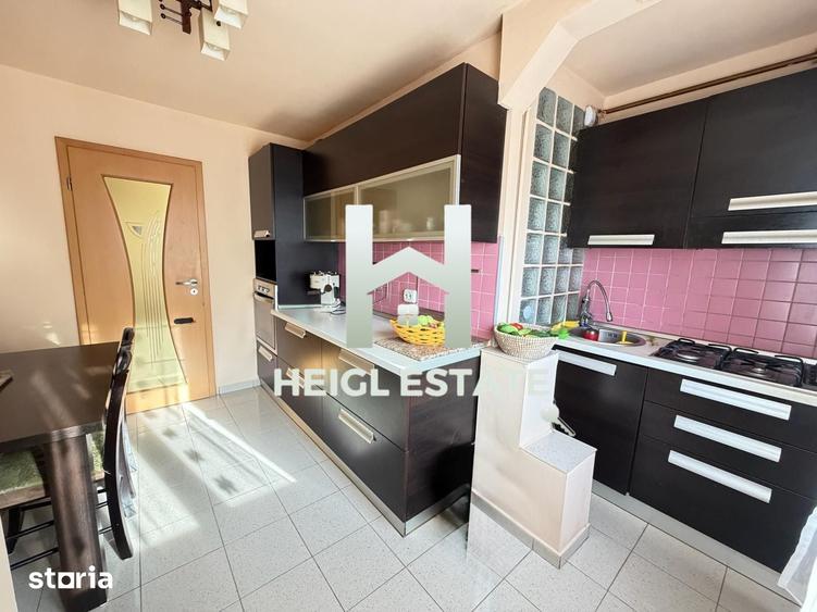 Apartament cu 3 camere în Lipovei