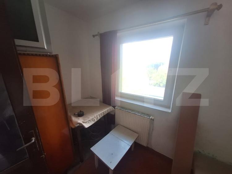 Apartament cu 2 camere semidecomandat în Decebal — fotografia 3