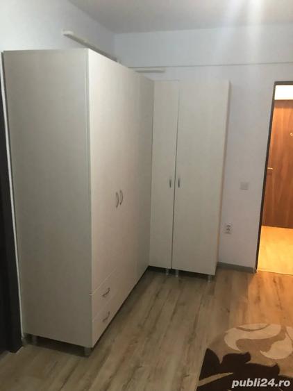 Garsonieră decomandată în Valea Adâncă