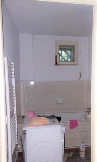 Vând aprtament 2 camere semidecomndate , parter, Mazepa 1 - 1