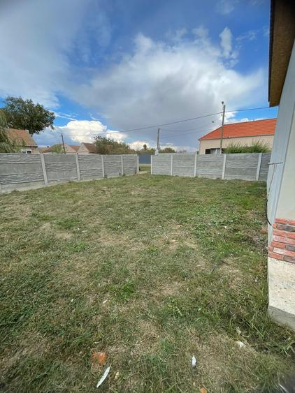 Jumătate de duplex pe parter, Bazos - 10