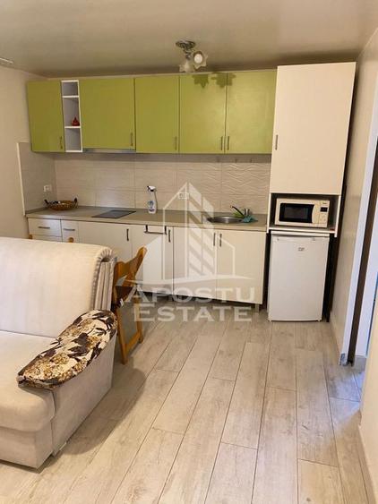 Casa individuala, 2 camere, 2 locuri de parcare, curte, z... - 1