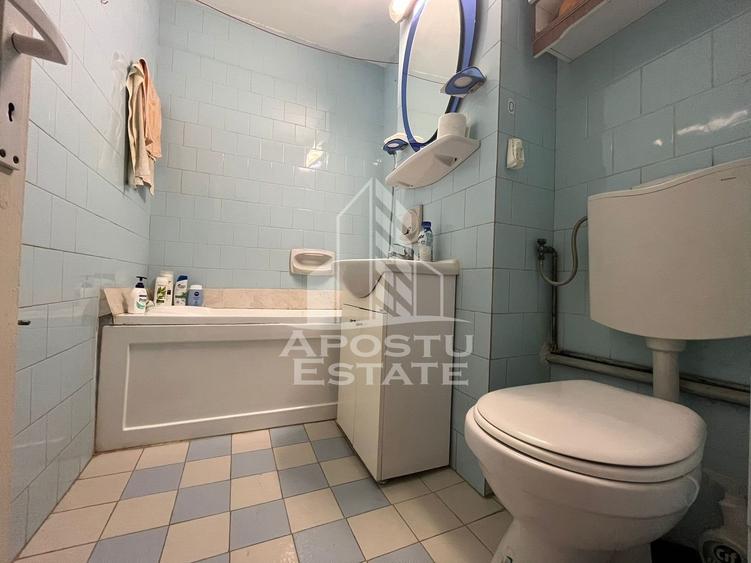 Apartament  cu 2 camere, semidecomandat, etaj intermediar, Dambovita - 8