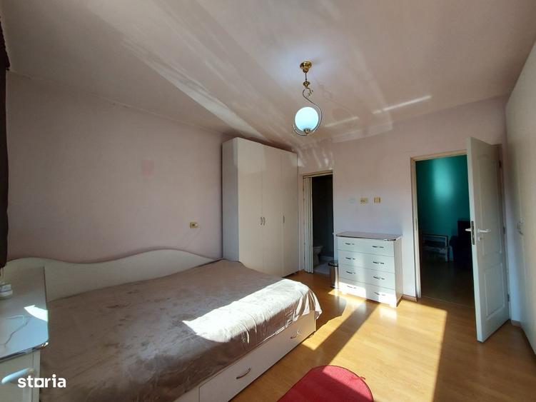 Casă cu 4 camere în Simeria