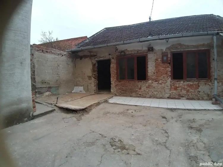 2 case de vanzare in Lugoj central - 5