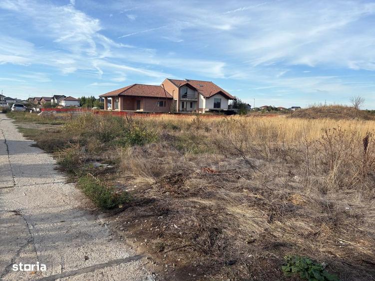 Casa de vanzare cu 6 camere ?i mansarda teren 2500mp Padure Cernica - 9