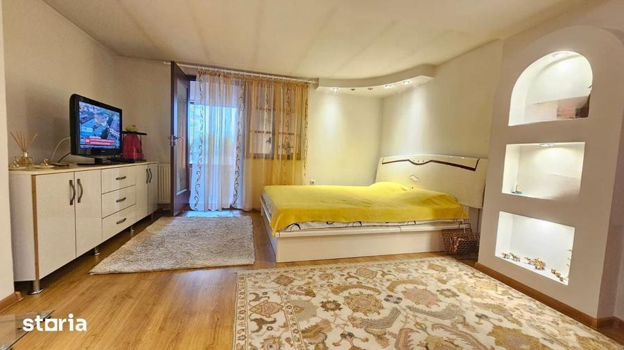 Casa la bloc 193 mp, living 60 mp, gradina, extinderi cu funda?ie - 4