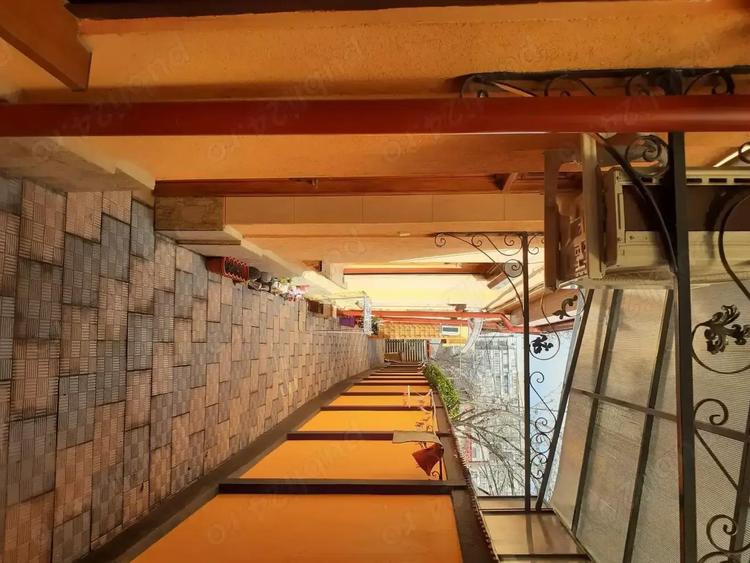Vanzare Casa + 2 Spatii Comerciale suprafata de 283.mp., in zona Centrala - Str. Rahova - 15