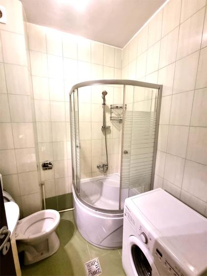 Sheffield Residence, Burnitei 60F - 17