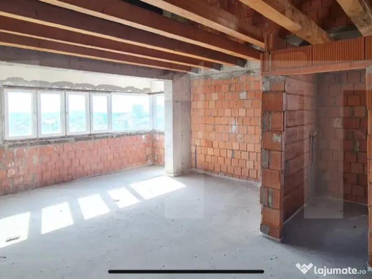 Penthouse de vanzare, 300 mp, terasa 25 mp, strada Volntar - 1