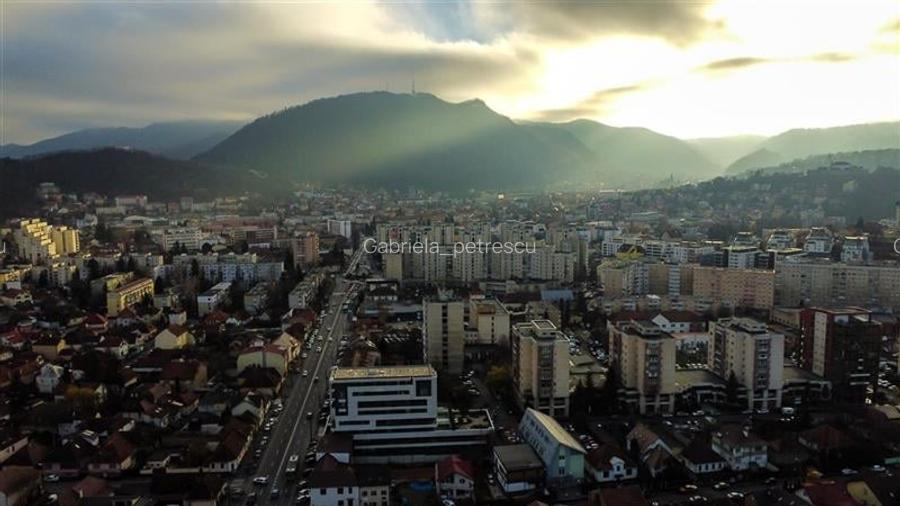 Apartament in vila, Central, cu potential rezidential/ investitional/ birouri