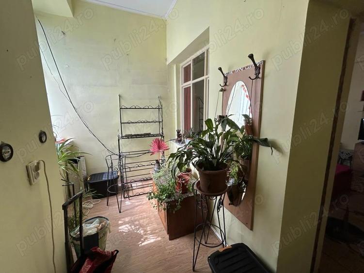 Vand apart.2 camere central,parter inalt, str.Cozia,langa biserica Evrei si scoala gen.,st.114 mp. - 12