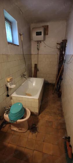 De vanzare casa parinteasca+livada,ambele la soseaua principala - 6