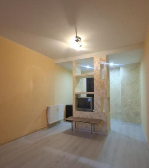 Vanzare apartament 3 camere, ultracentral - 2