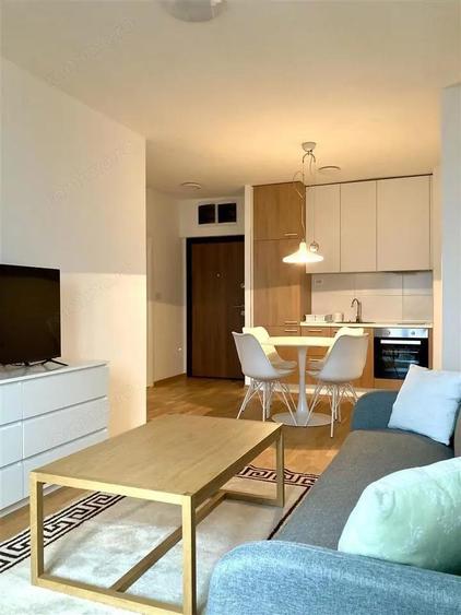 Se inchiriaza garsoniera, Veteranilor - 2