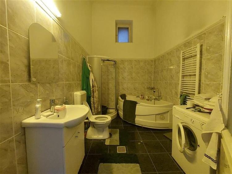 Apartament generos cu 3 camere, zona Metianu - 15