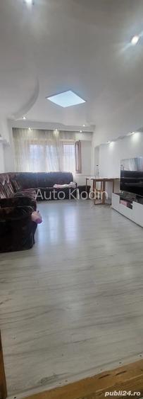 Apartament 4 camere de vanzare