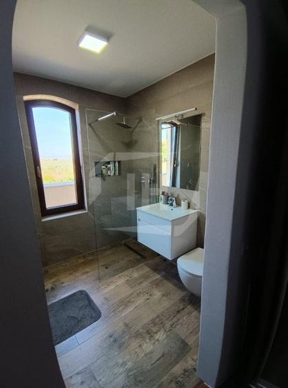 Casa individuala cu 6 camere, arhitectura moderna si finisaje premium - 9