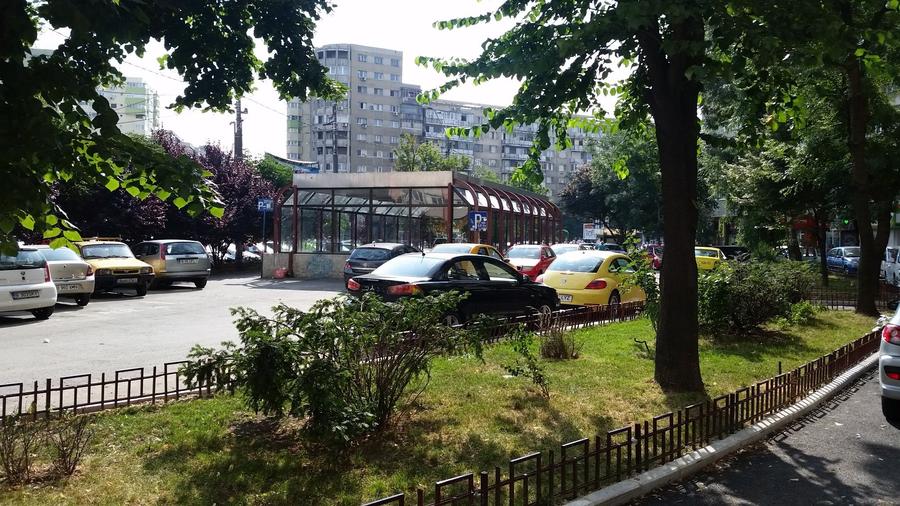 Spațiu supervad,  Pta.Iancului, magazin  open space 110 mp-vitrina 7 ml - 2