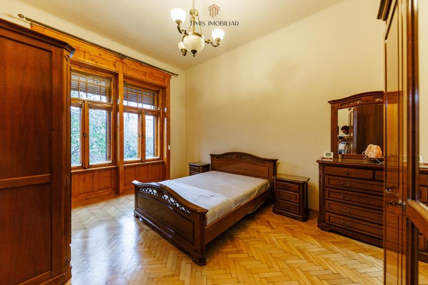 Apartament cu 3 camere semidecomandat, mobilat în Iosefin