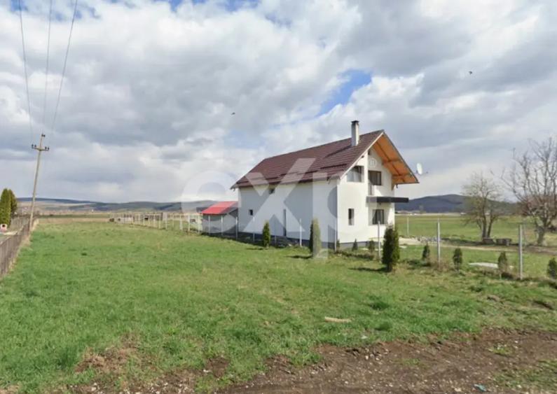 Teren intravilan, Bod- 1300 mp. CU, PUZ aprobat. 45000 euro. - 1