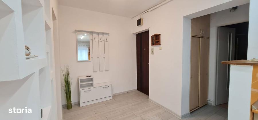 Inchiriez apartament de 2 camere +birou situat la vila in Valea Aurie - 3