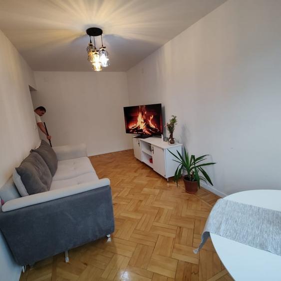 apartament decomandat zona nord etaj 2 - 1