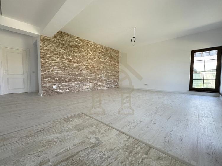 ULTIMA Vila Magia Vlasiei, LANGA PADURE - 16