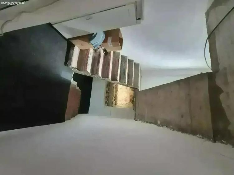 A 33 Proprietarul vinde casa energiei gara construita acum 3 an din caramida , - 12