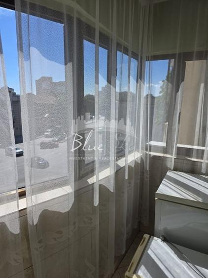 Apartament 3 camere, mobilat situat in Zona Capitol - 12