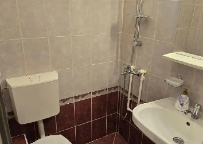 Giurgiului sura mare camera etaj 1 - 5