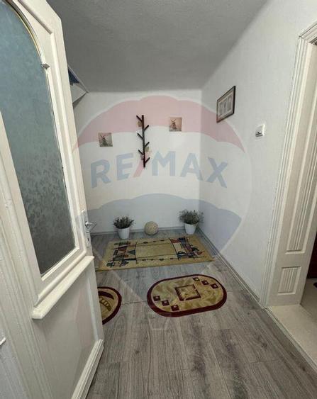 Casa / Vila cu 7 camere de vanzare in zona Central - 3