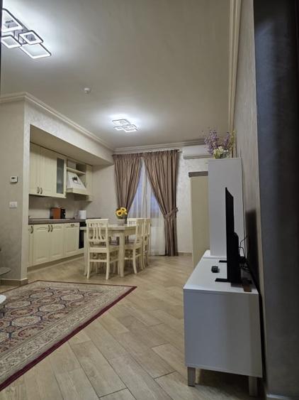 Apartament 2 camere de vânzare – Mamaia, zonă centrală - 2