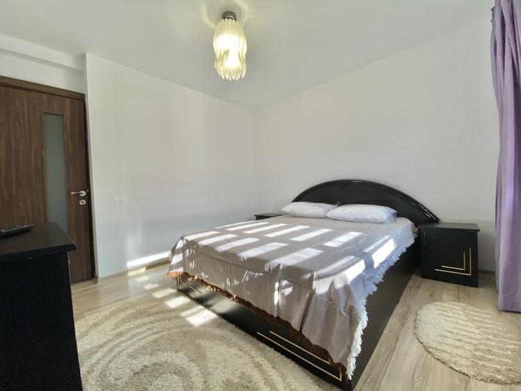 Apartament cu 3 camere de inchiriat in zona Faleza Nord - 4