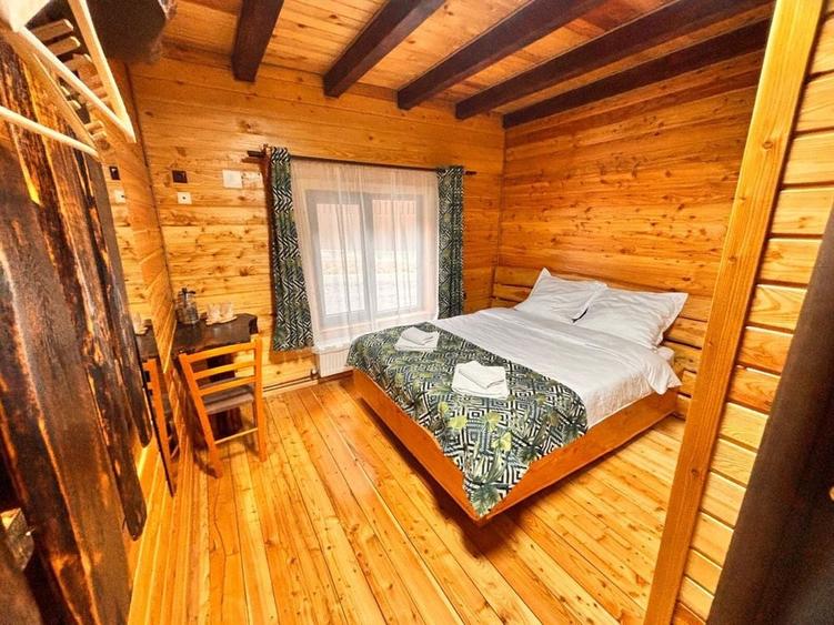 Inchiriez Cabana cu ciubar si piscina in Valea Ierii , Cluj - 1