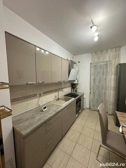 Apartament decomandat cu 2 camere de inchiriat, loc parcare privata - 8