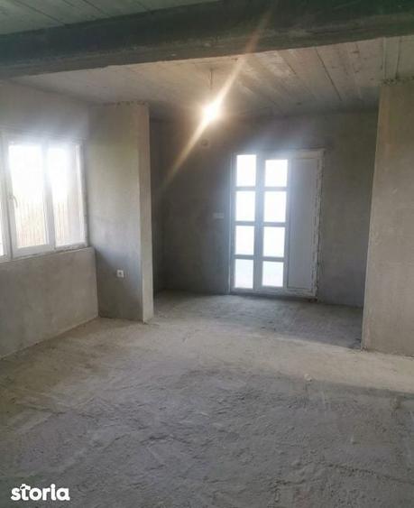 Casa la gri Jieni, Simnic - 2