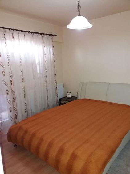 Apartament decomandat 3 camere - 1