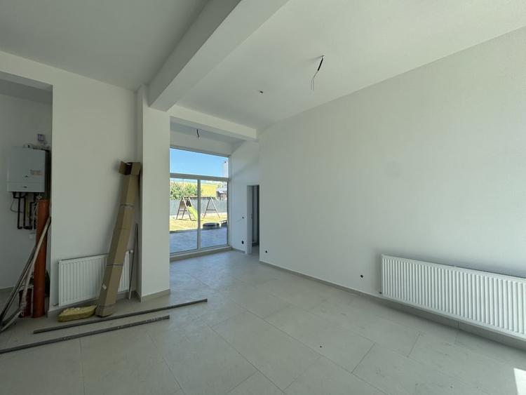 Spatiu comercial, 112 mp utili, vitrina, finisat, zona Podului IRA - 3